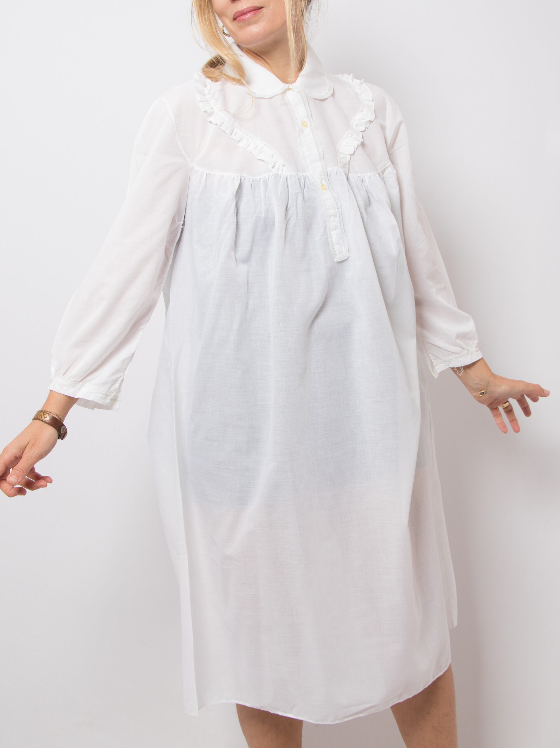 Vintage White Nightgown Victorian Inspired Vintage White Nightgown Victorian Inspired - Image 2