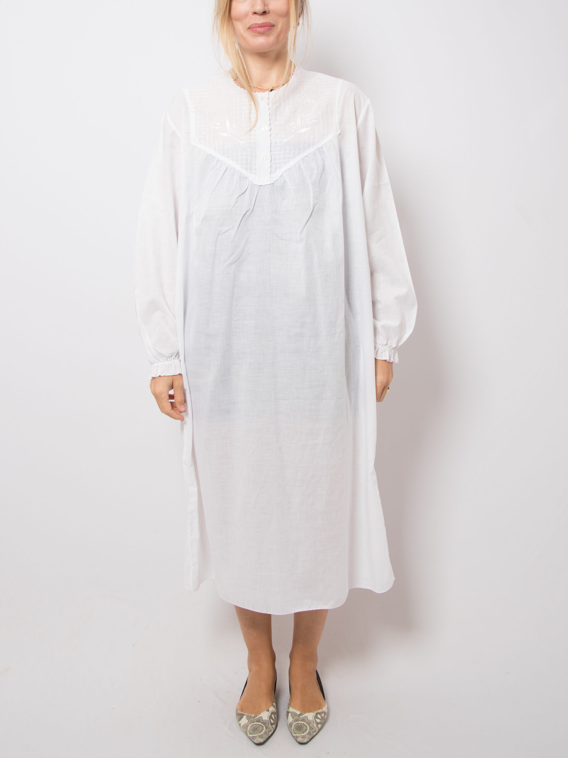 Vintage White Long Cotton Nightgown Vintage White Long Cotton Nightgown - Image 6
