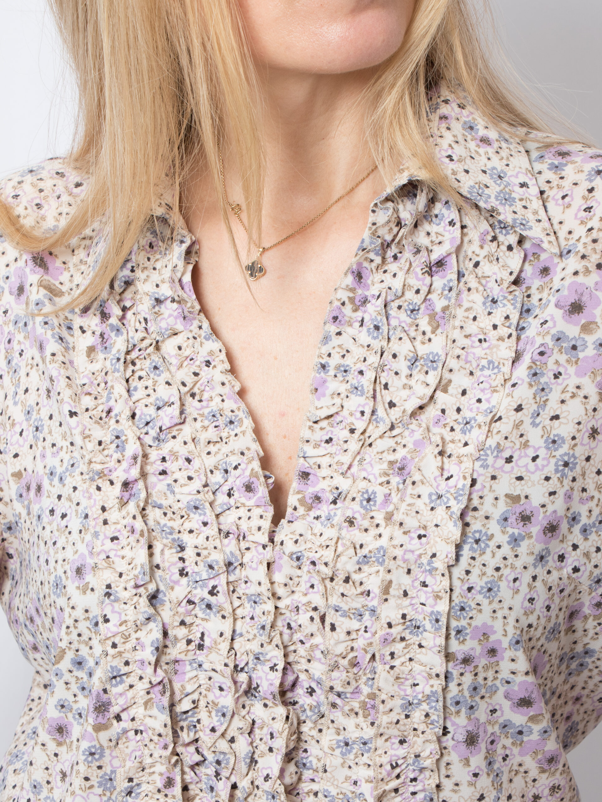 Vintage Floral Ruffle Blouse Ruffled by VALENTINAS Vintage Floral Ruffle Blouse Ruffled by VALENTINAS