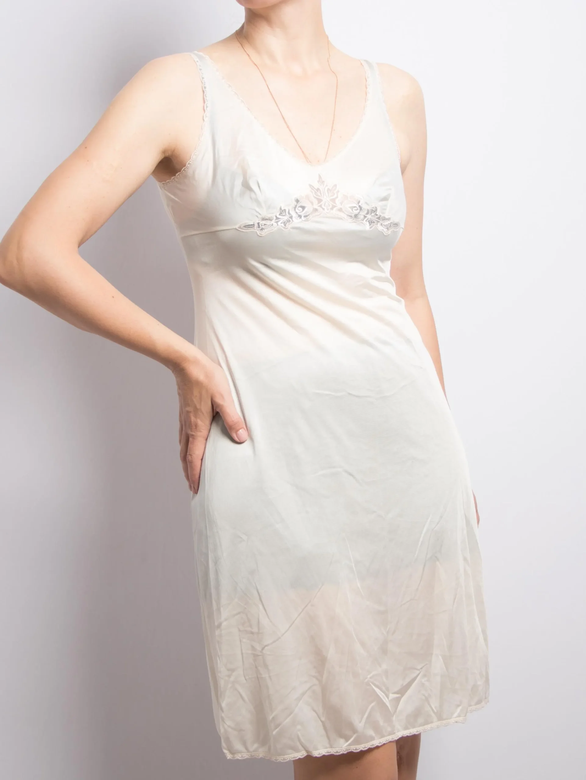 Vintage Cream Nylon Full Slip Vintage Cream Nylon Full Slip - Image 3