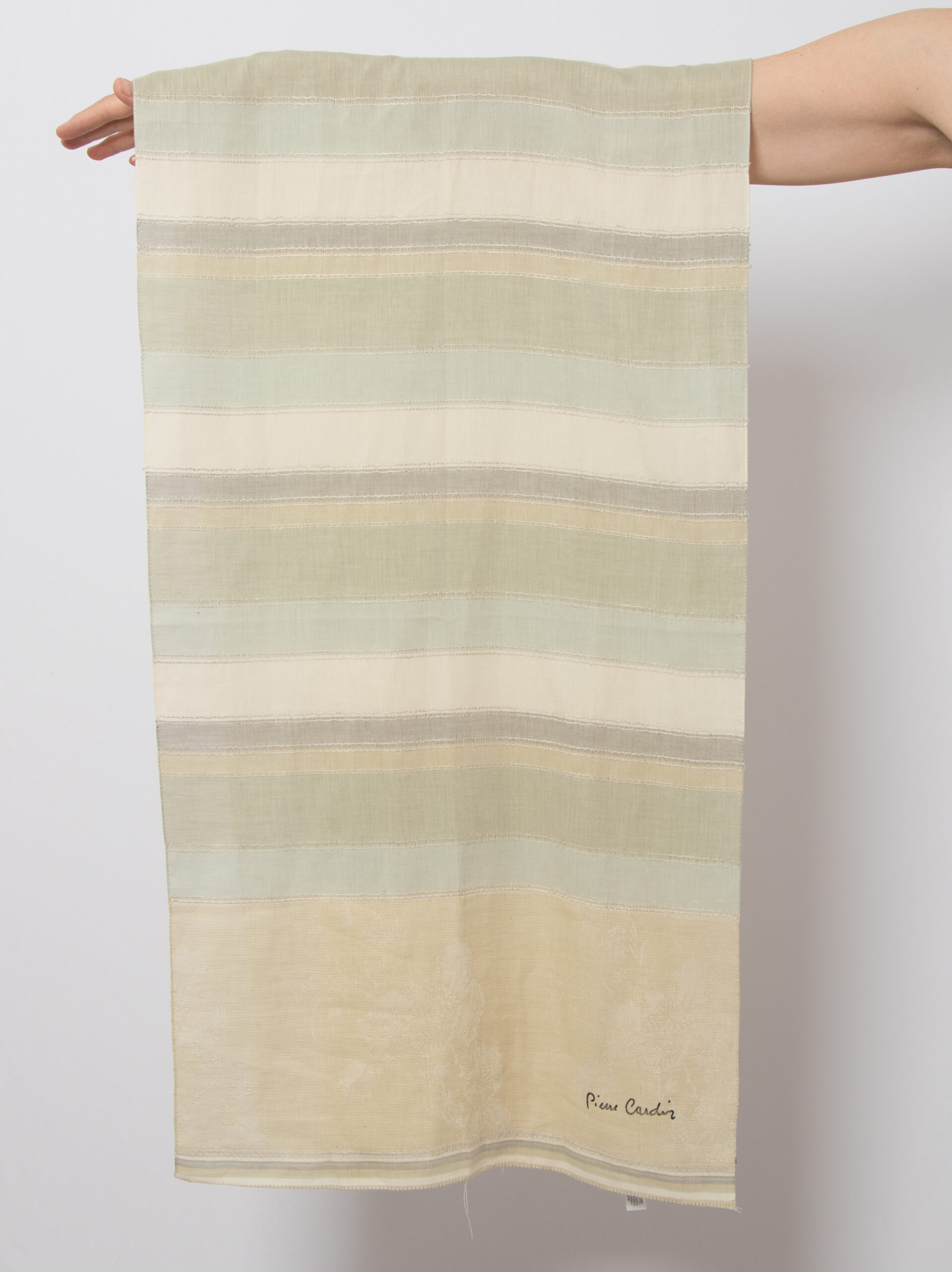 Pierre Cardin Cotton Linen Scarf Pierre Cardin Cotton Linen Scarf - Image 2