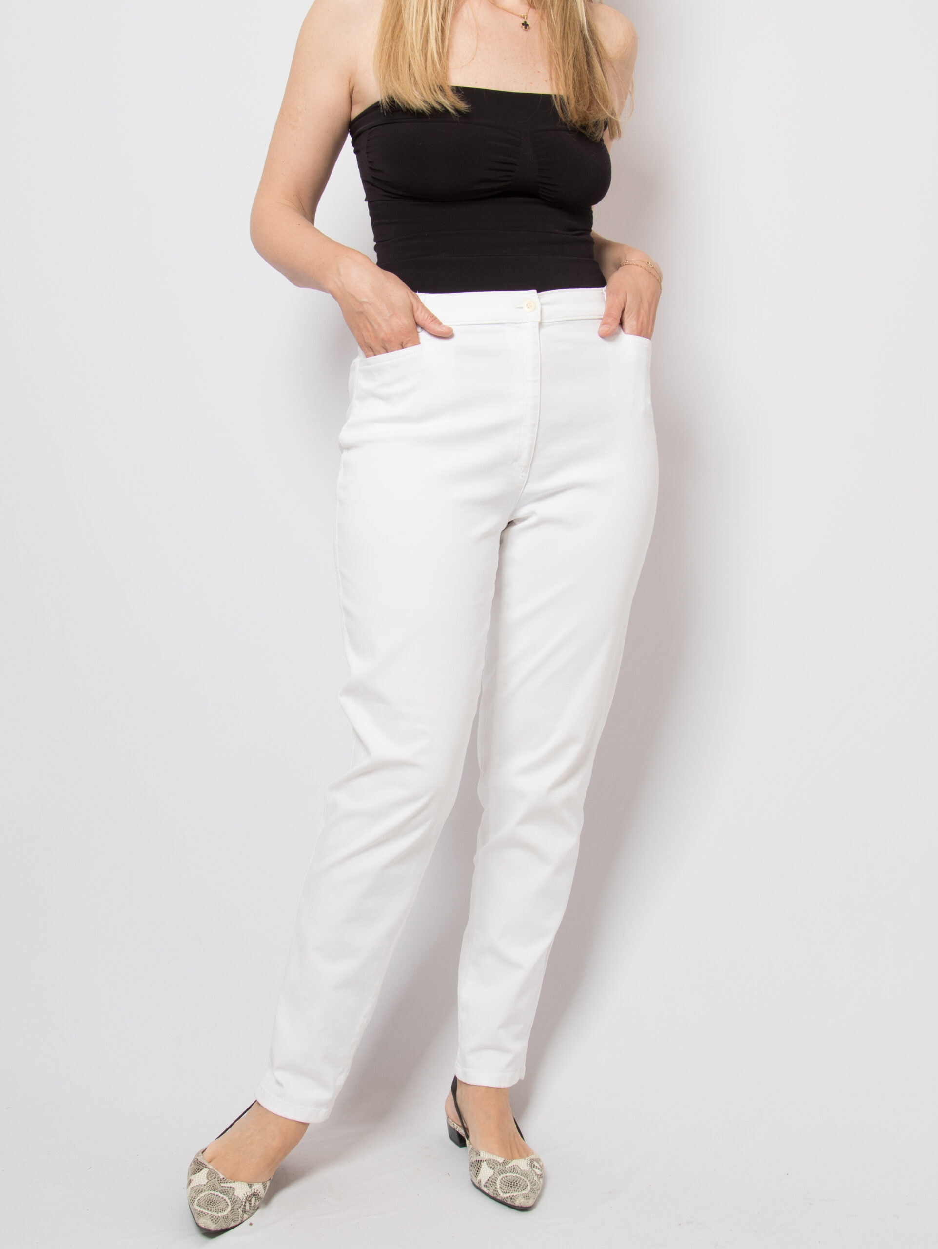 BRAX White High Waisted Slim Tapered Trousers BRAX White High Waisted Slim Tapered Trousers - Image 5