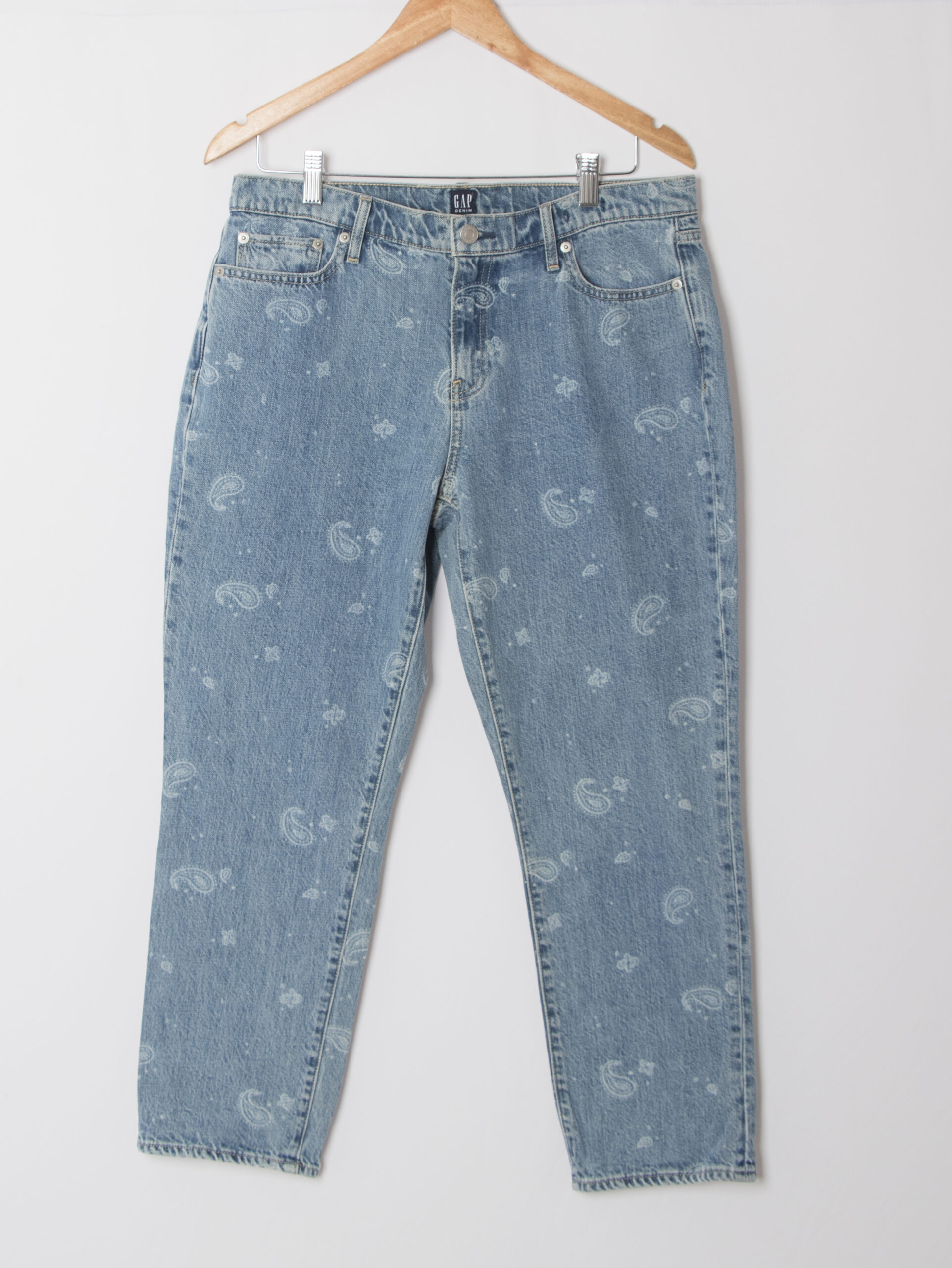 Gap Bandana Paisley Print Jeans Gap Bandana Paisley Print Jeans - Image 2