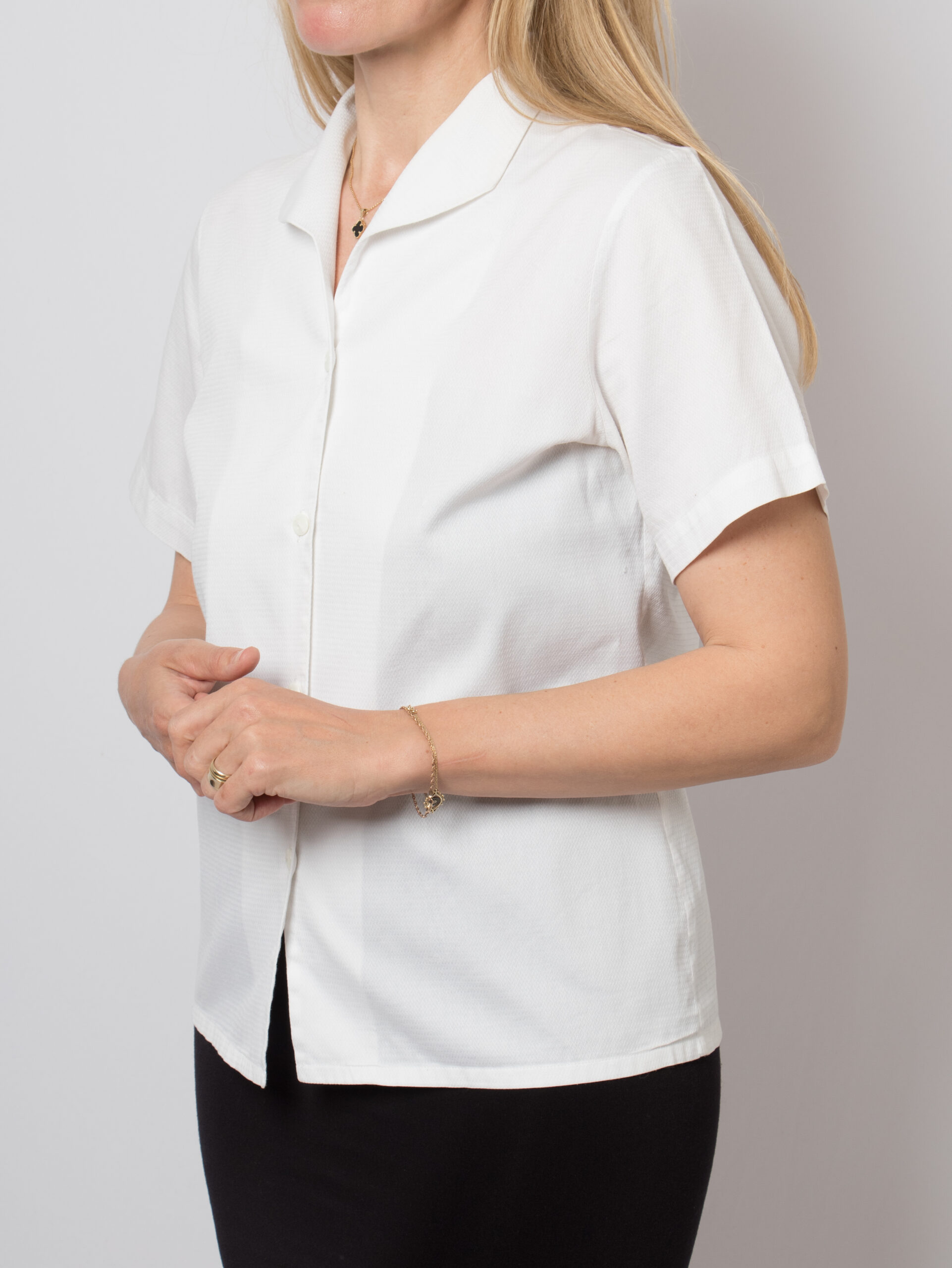 Anna Damiani Textured White Cotton Blouse Anna Damiani Textured White Cotton Blouse - Image 3