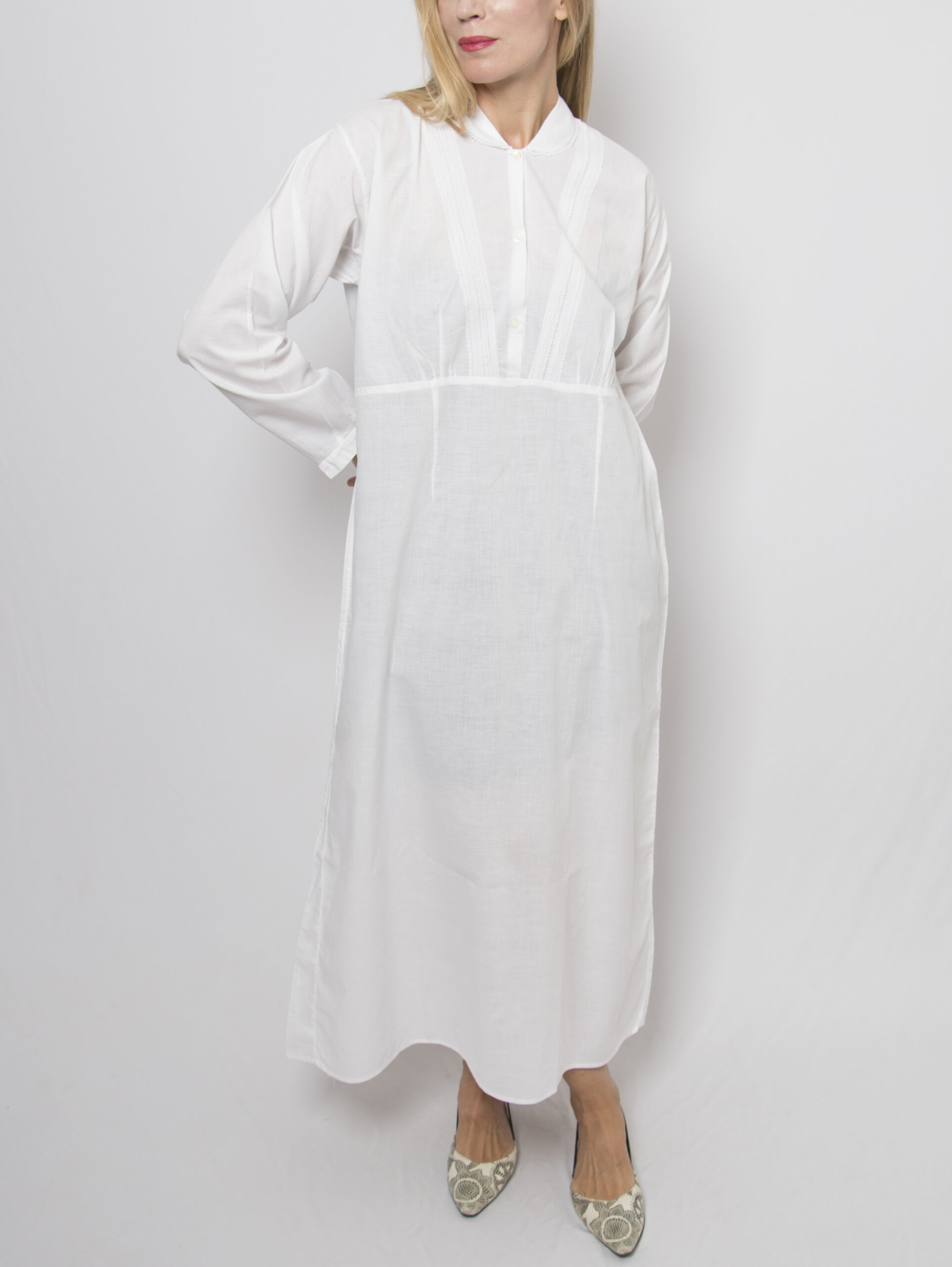 Vintage White Maxi Victorian Nightgown Vintage White Maxi Victorian Nightgown - Image 5
